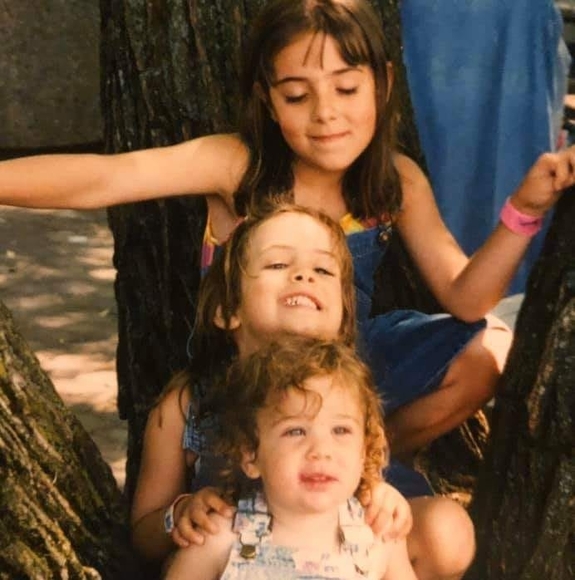 Meet your Posher, Karen - Picture 1 of 1